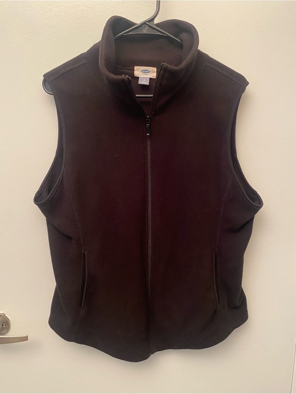 Old Navy Black Fleece Zip-Front Women's Vest